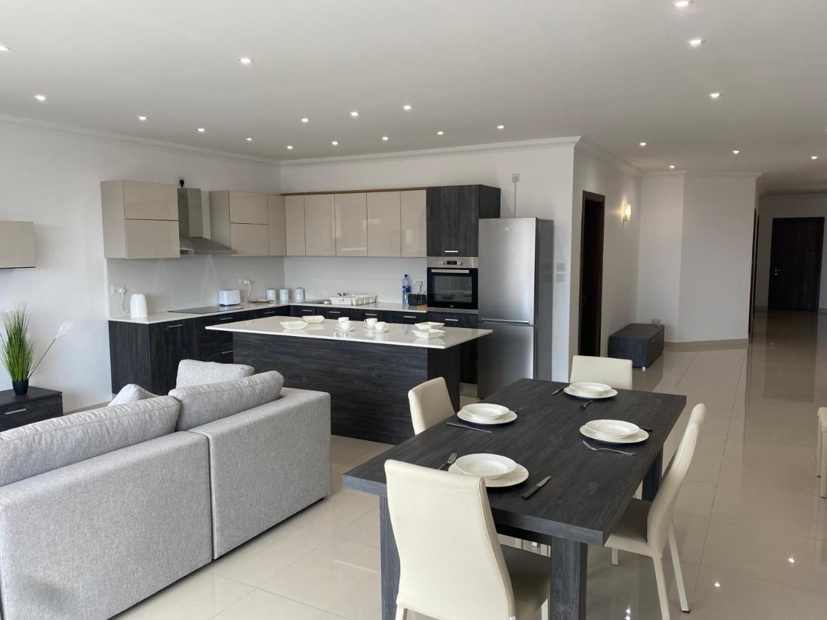 New 3 Bedroom Apartment Close To Airport Zurrieq Екстериор снимка