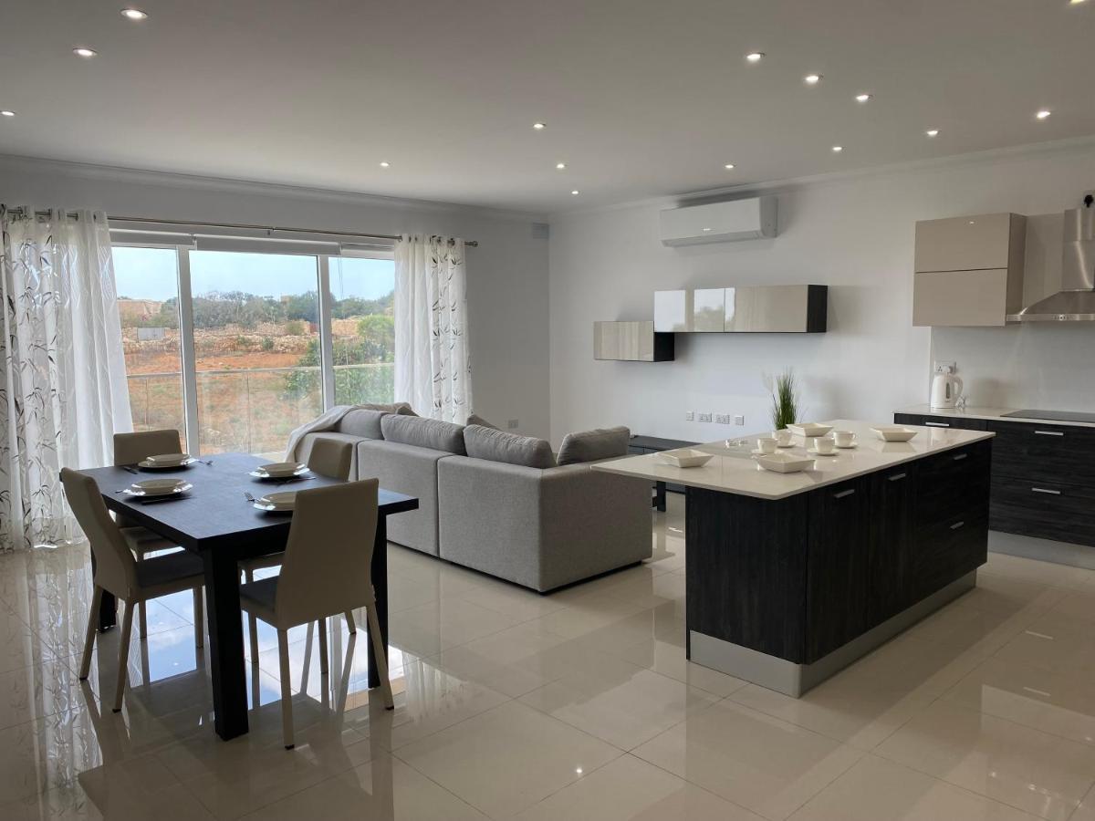 New 3 Bedroom Apartment Close To Airport Zurrieq Екстериор снимка