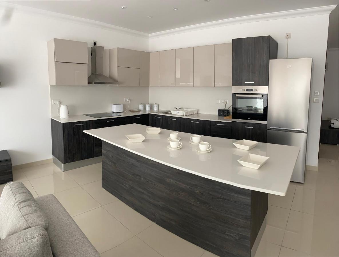 New 3 Bedroom Apartment Close To Airport Zurrieq Екстериор снимка